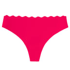 Shelliy Seamless Scalloped Low-Rise Brief Detail Close-Up — Shelliy Official