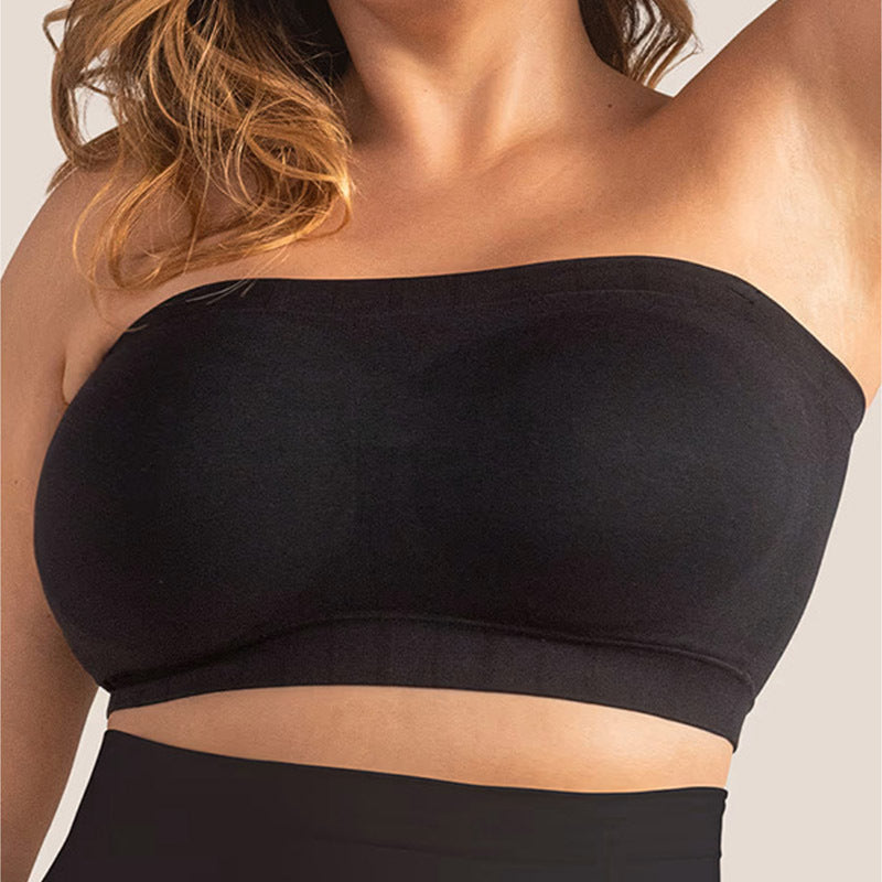 Black bandeau bra, front three-quarter close-up on model — Shelliy Minimalist