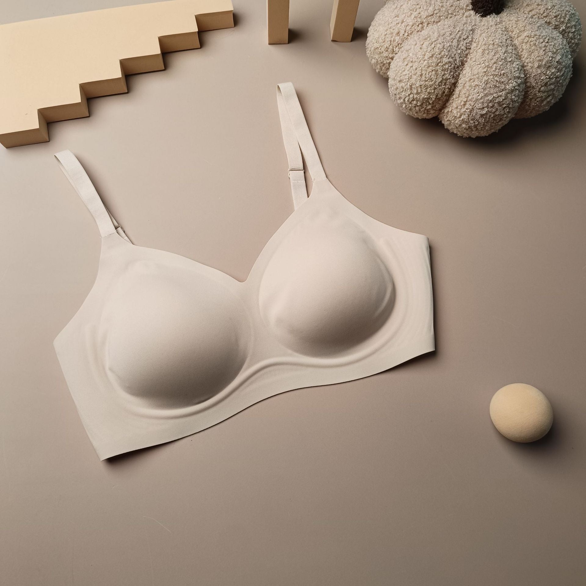 Shelliy Minimalist Contour Balconette Bra