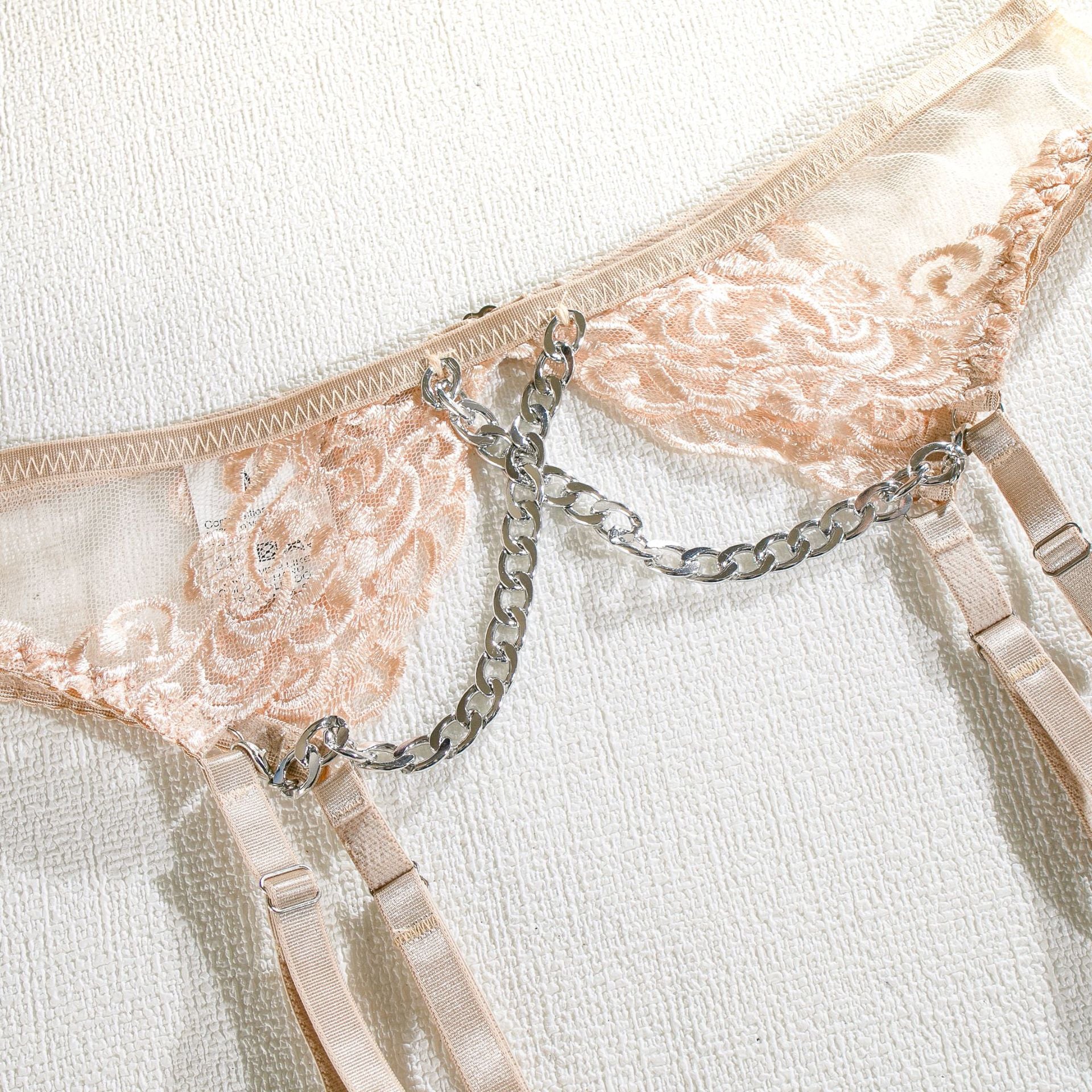 Shelliy Midnight Luxe Chained Garter Set