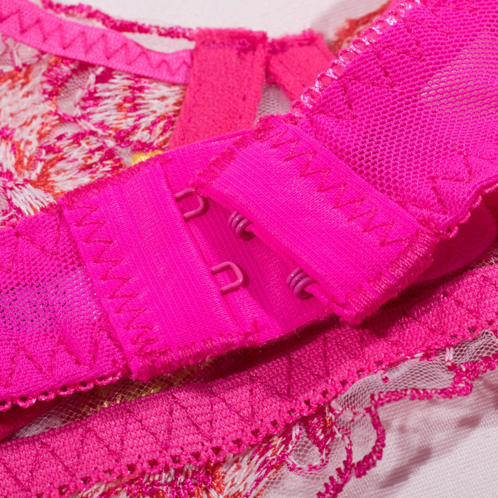 Shelliy Romantic Embroidered Garter 4-Piece Set