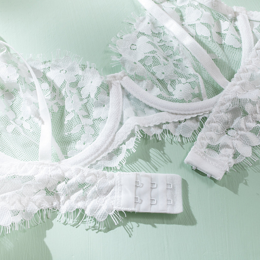 Shelliy Bridal White Lace Balconette 5-Piece Garter Set