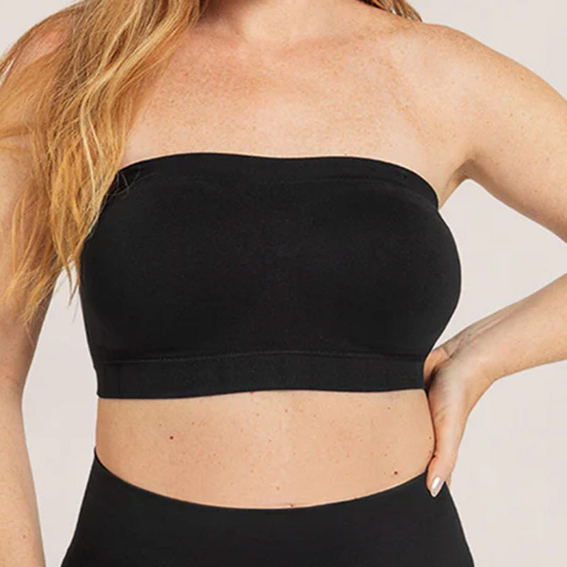 Black bandeau bra, front close-up on model — Shelliy Minimalist